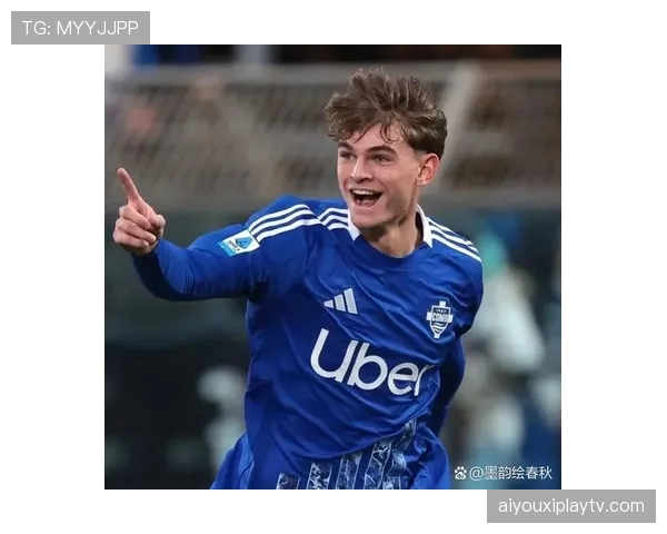 迈尼昂低级失误送礼，科莫新星帕斯断球破门