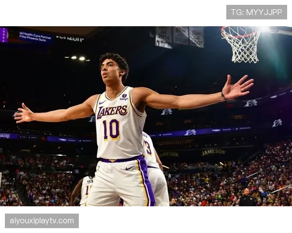 Woj消息：湖人计划与克里斯蒂商讨一份长期续约合同