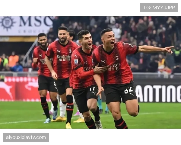 即时战报：AC米兰半场2-0领先莱切，普利西奇与莱奥完成连线