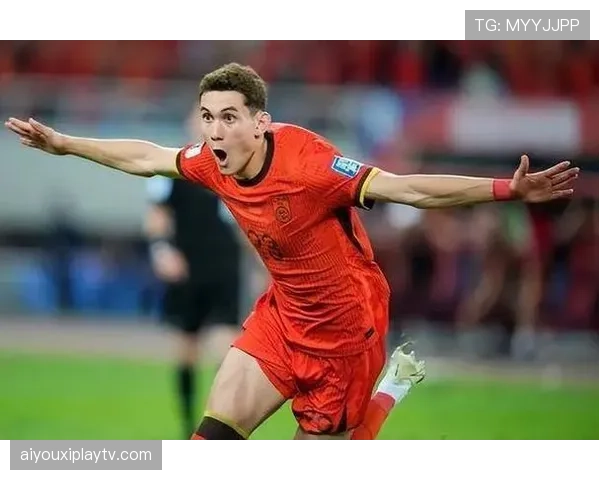 为保级而战，加的斯迎回功勋主帅阿尔瓦罗-塞维拉